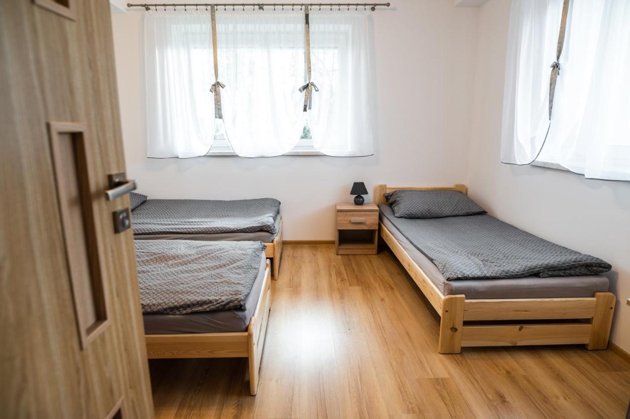 Dwa Karpie Homestay Jedlicze